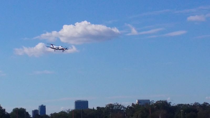 Watching Real Planes Land and Take Off at Orlando Executive Airport