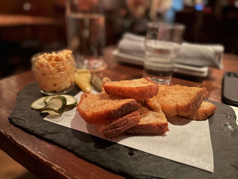 White Cheddar Fondue Worth Sharing