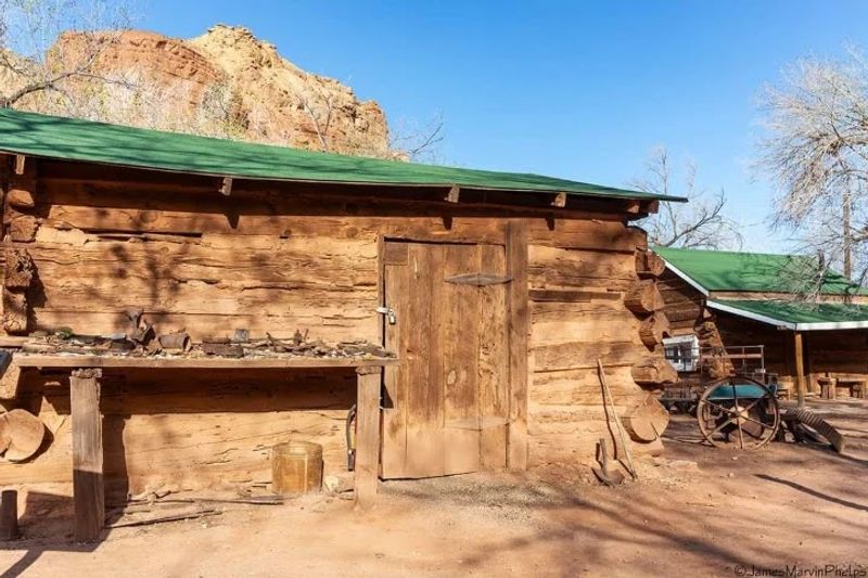 Why Lonely Dell Ranch Deserves a Spot on Every Arizona Bucket List