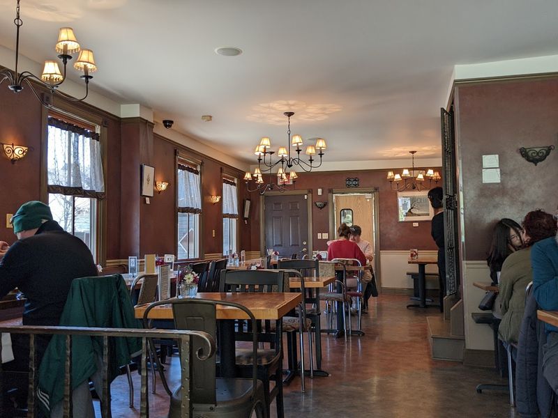 Why Lucky's Keeps People Coming Back Again and Again