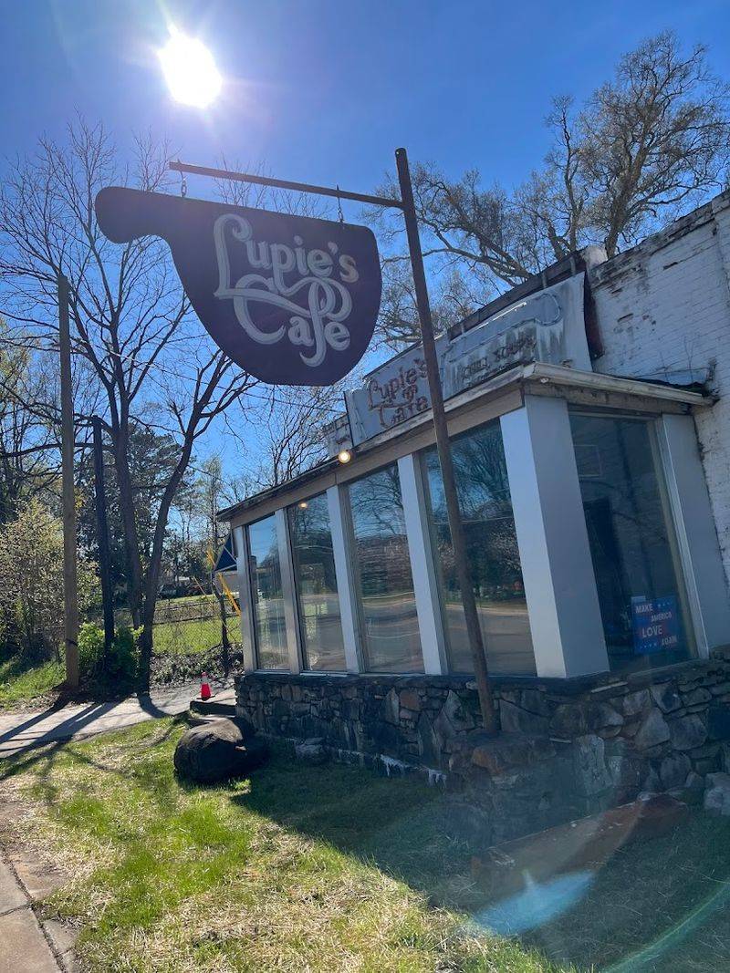 Why People Drive Across North Carolina Just to Eat Here