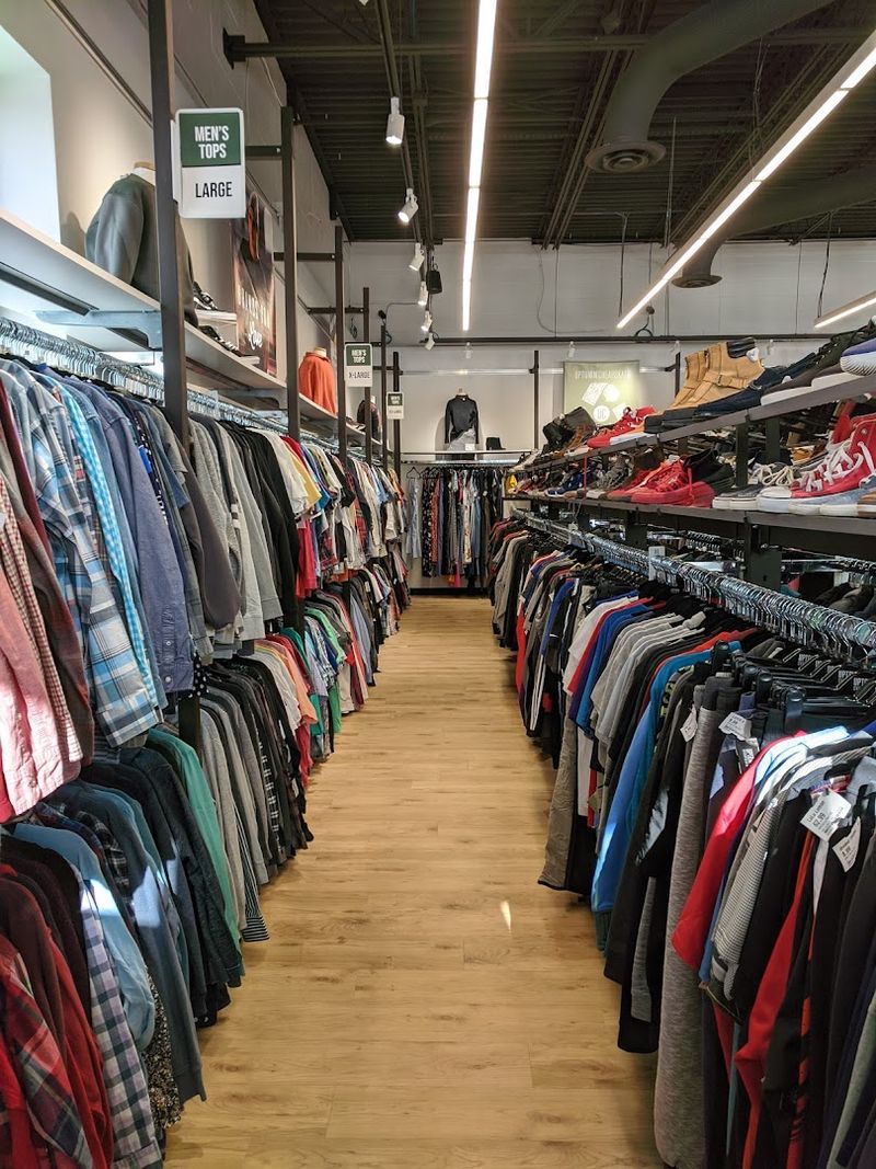 Why Regular Shoppers Keep Coming Back Why Regular Shoppers Keep Coming Back