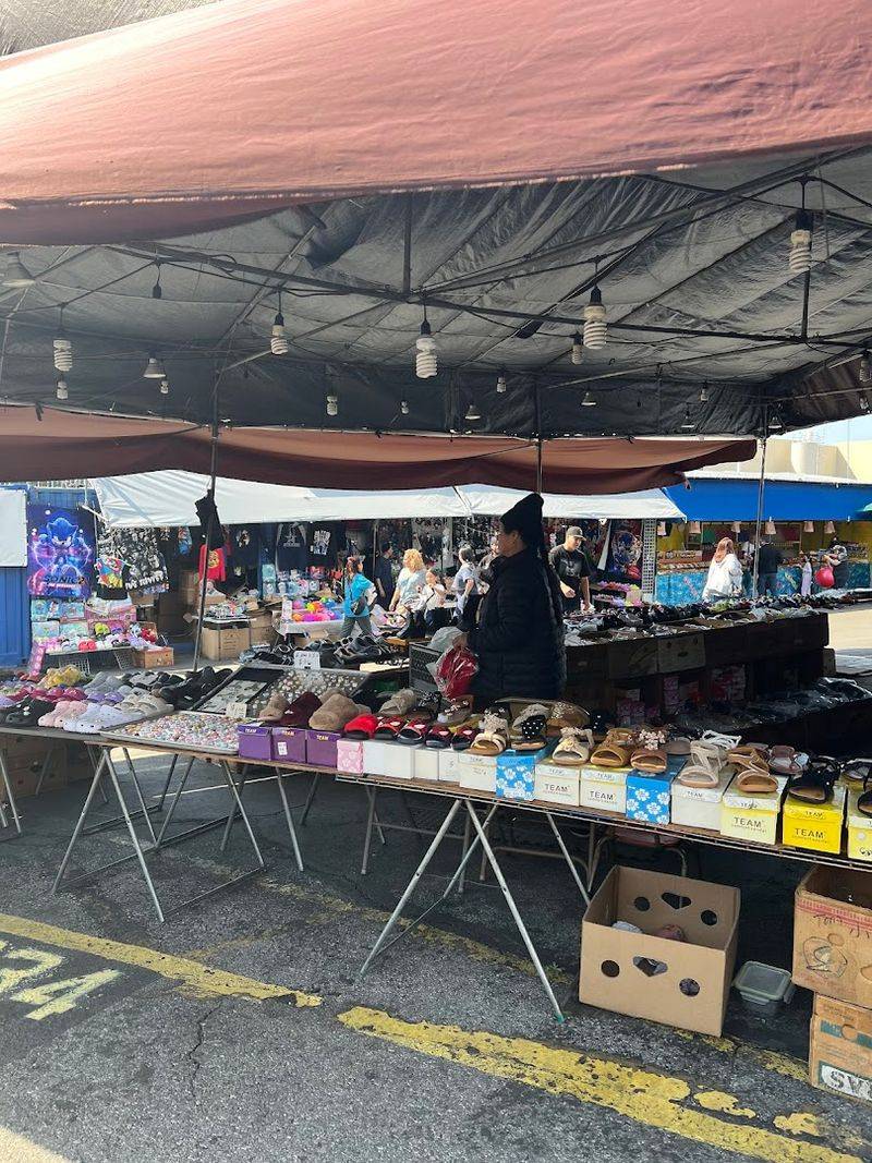Why Santa Fe Springs Swap Meet Keeps People Coming Back Year After Year Why Santa Fe Springs Swap Meet Keeps People Coming Back Year After Year