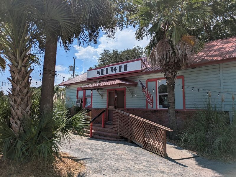 Why Seewee Remains a Must-Visit Lowcountry Tradition