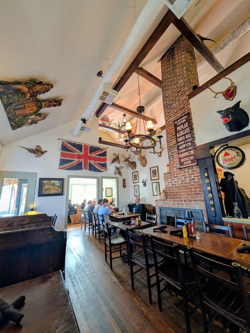 Why The Manchester Arms Keeps Pulling People Back