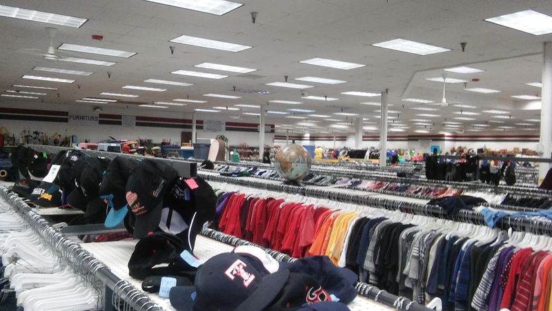 Why Valley Value Center Keeps Shoppers Coming Back