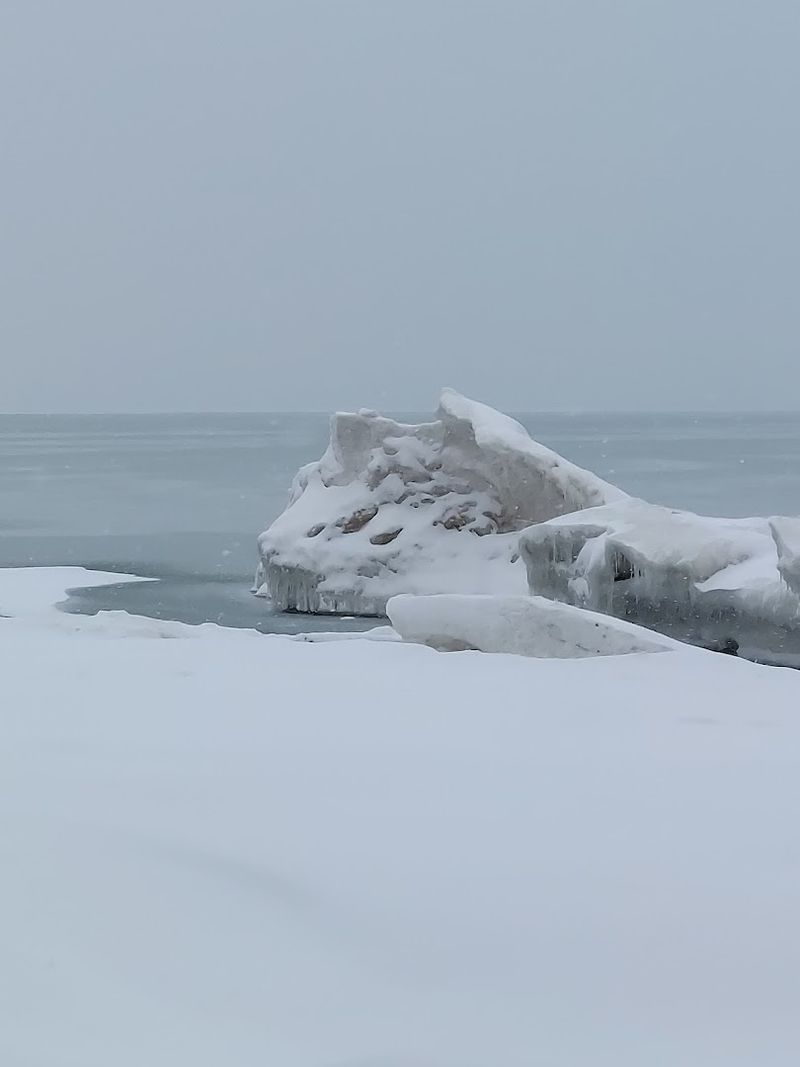 Winter Visits and Off-Season Beauty
