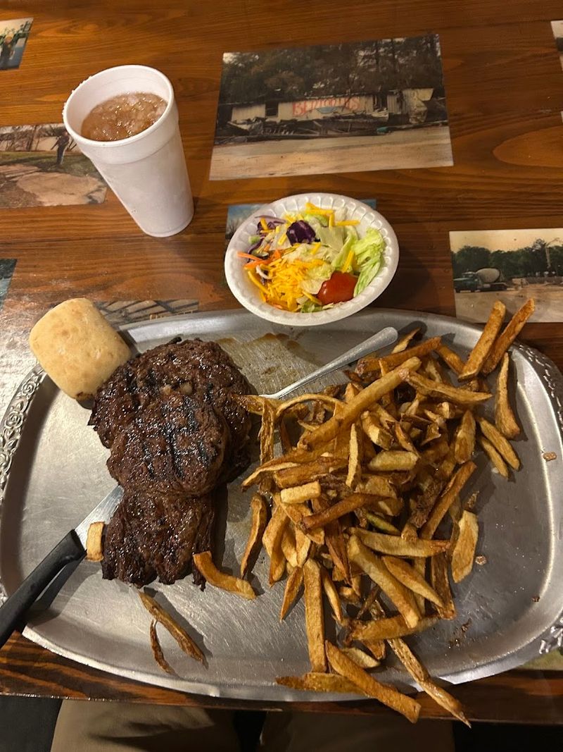 Wood-Smoke Flavor That Sets It Apart Wood-Smoke Flavor That Sets It Apart