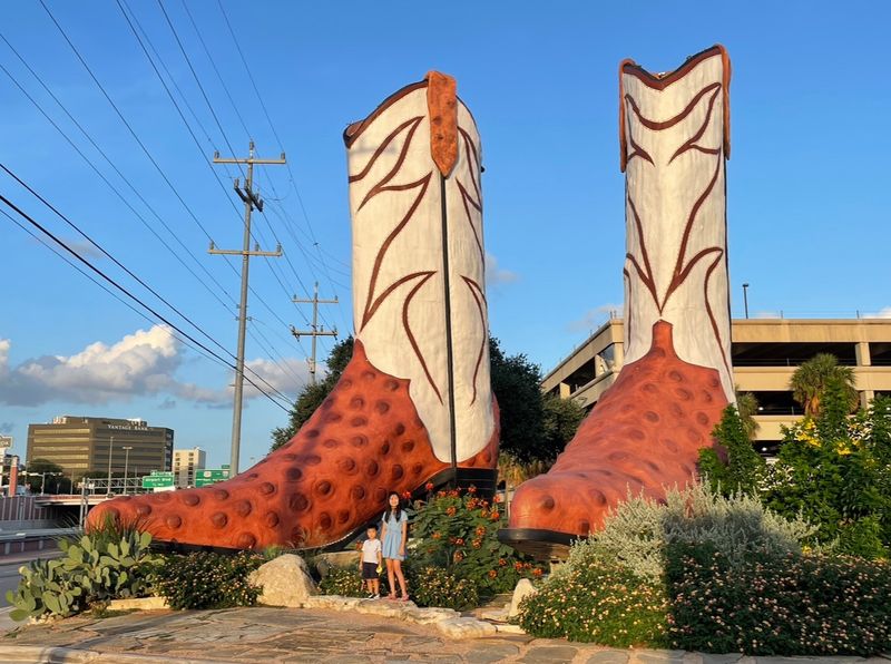 World's Largest Cowboy Boots - San Antonio, Texas