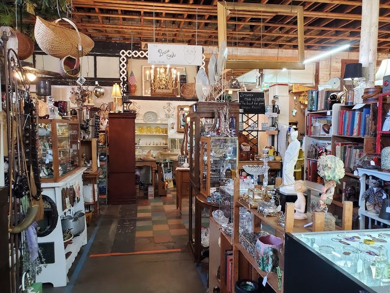 Ye Olde City Antique Mall - Tyler, Texas