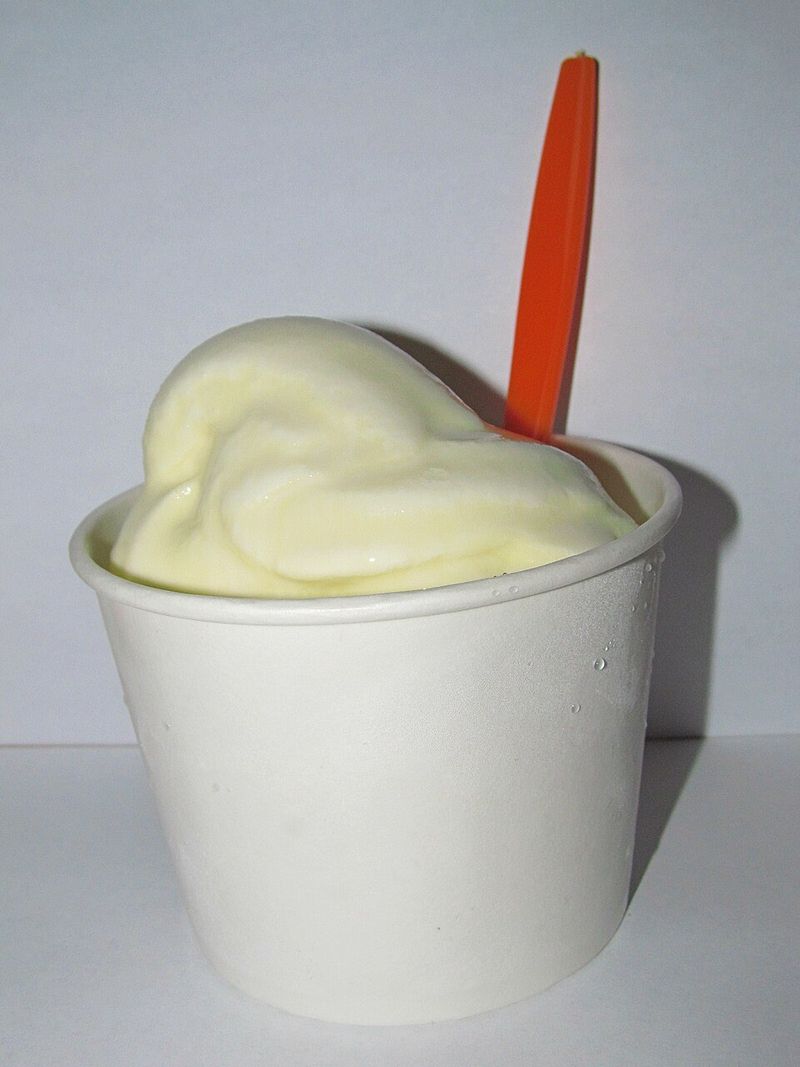 Yogurt cups