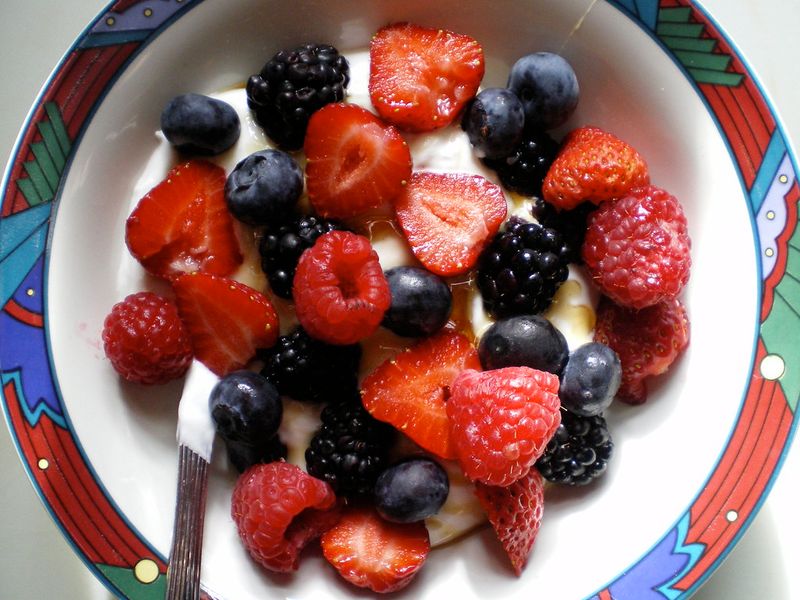 Yogurt with honey and fruit