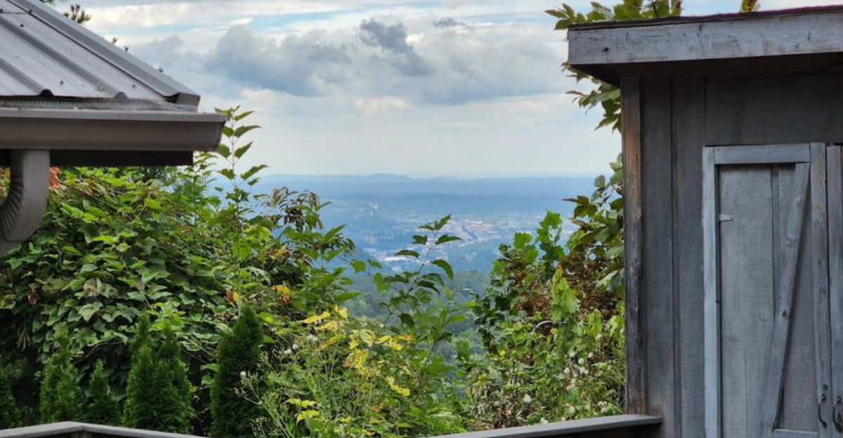 11 Tennessee Towns Where Mountain Views Steal the Show