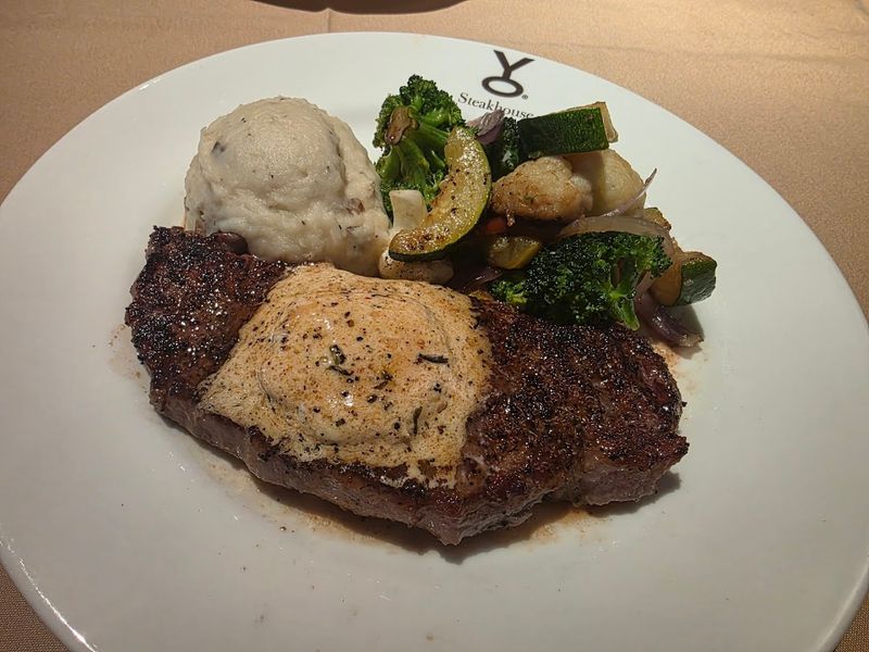 14 oz Prime Ribeye Sandwich Build: Cast Iron Perfection 14 oz Prime Ribeye Sandwich Build: Cast Iron Perfection