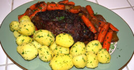 20 Reliable Dinner Table Favorites Families Kept Coming Back To Again and Again