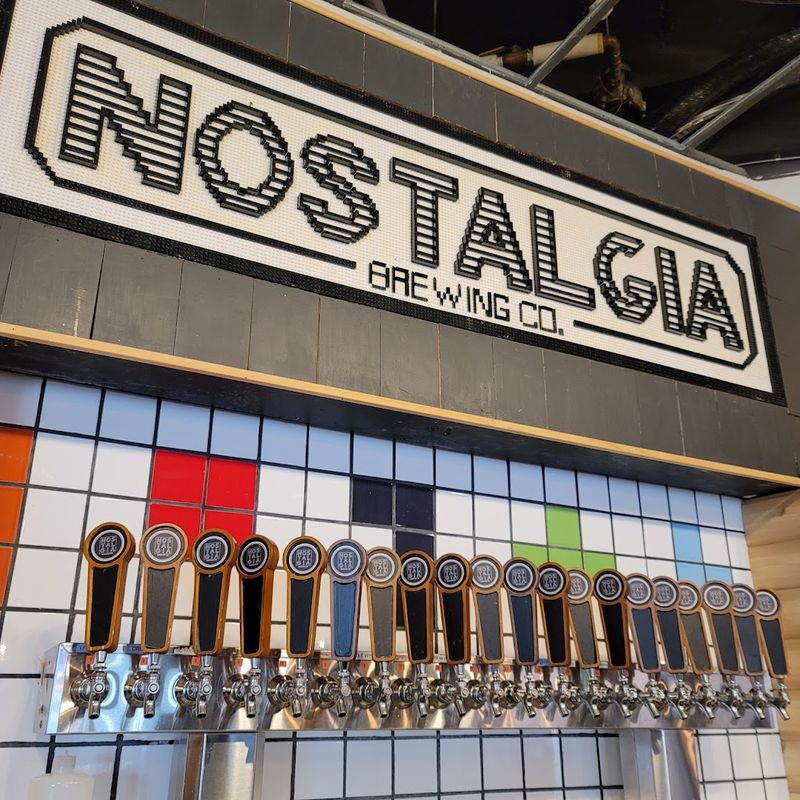 20 Rotating Craft Beers on Tap