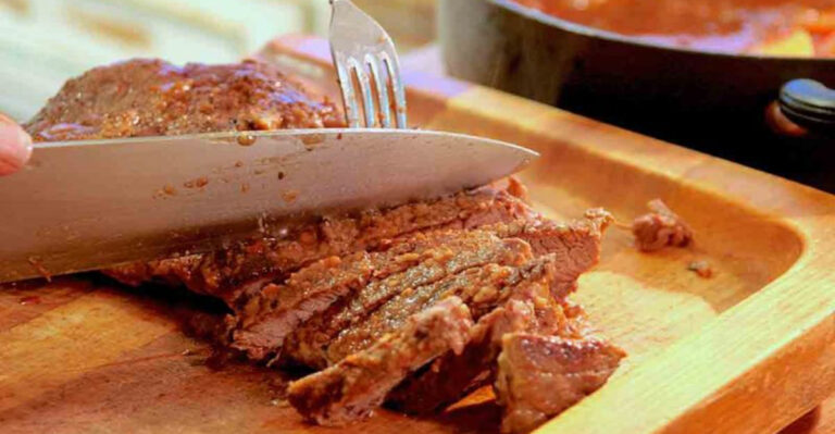 21 Foods That Used to Be the Default Answer to “What’s for Dinner?” but Aren’t Anymore