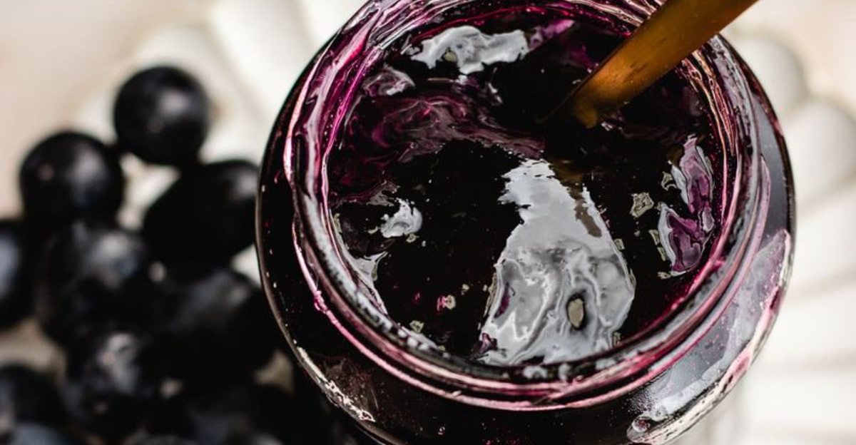 22 grocery staples that quietly vanished from everyday American kitchens over the years