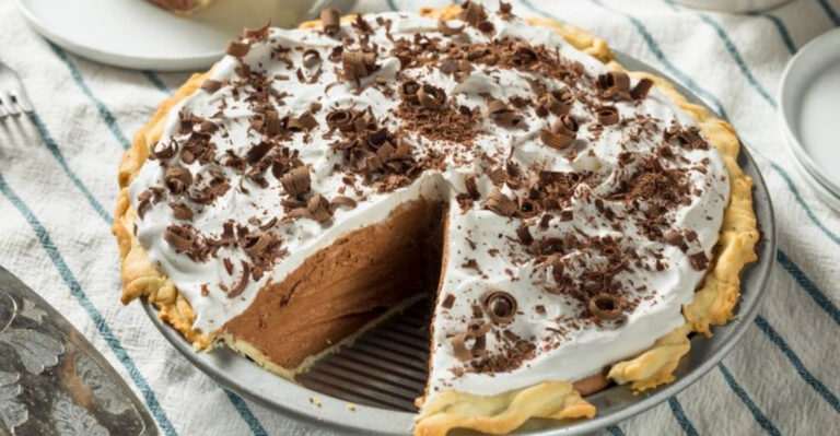 23 Beloved Potluck Dishes That Vanished From American Tables