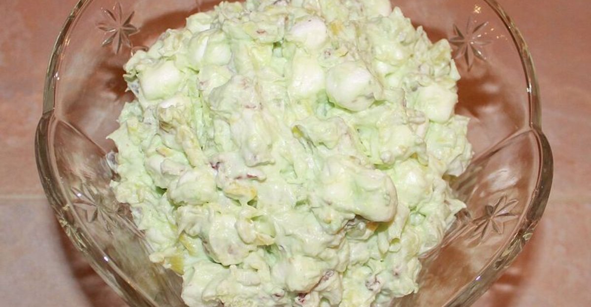 23 Foods Every Potluck Used to Have But Hardly Anyone Brings Anymore