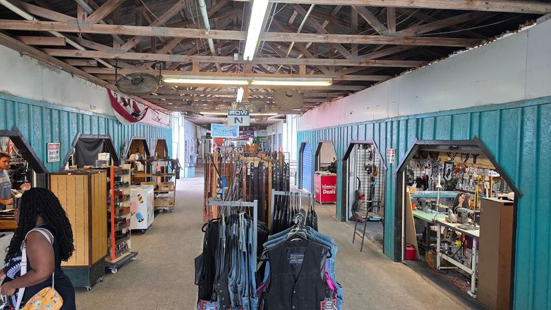 750+ Vendor Booths Under One Roof