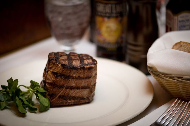 9-Ounce Filet Mignon That Earns High Praise