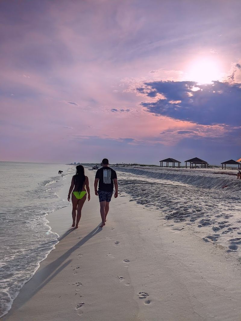 A Beach That Beats Miami — Visitors Say So Themselves A Beach That Beats Miami — Visitors Say So Themselves