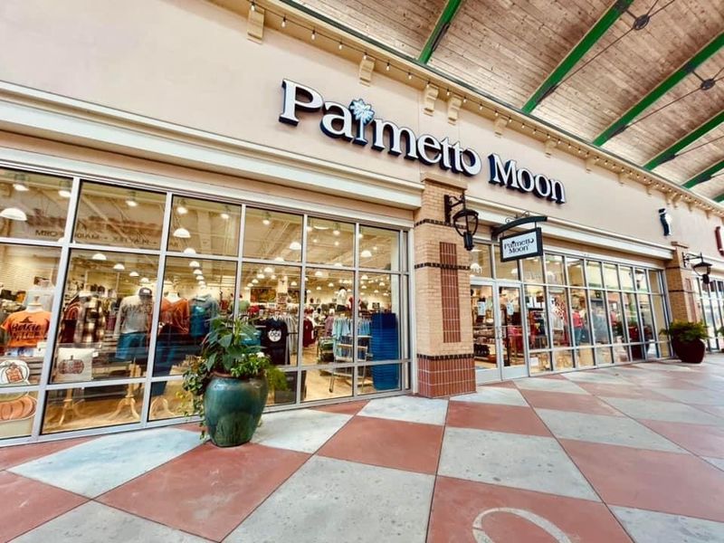 A Brand-Name Shopping Paradise With Unbeatable Outlet Prices