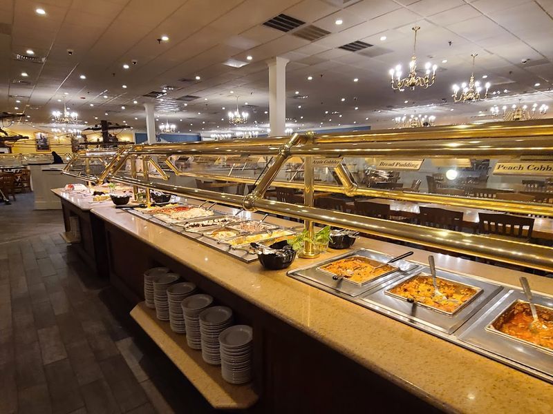 A Buffet Spread That Goes Way Beyond Seafood A Buffet Spread That Goes Way Beyond Seafood