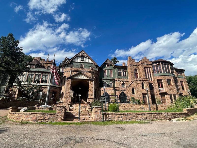 A Castle Built With Nine Architectural Styles A Castle Built With Nine Architectural Styles
