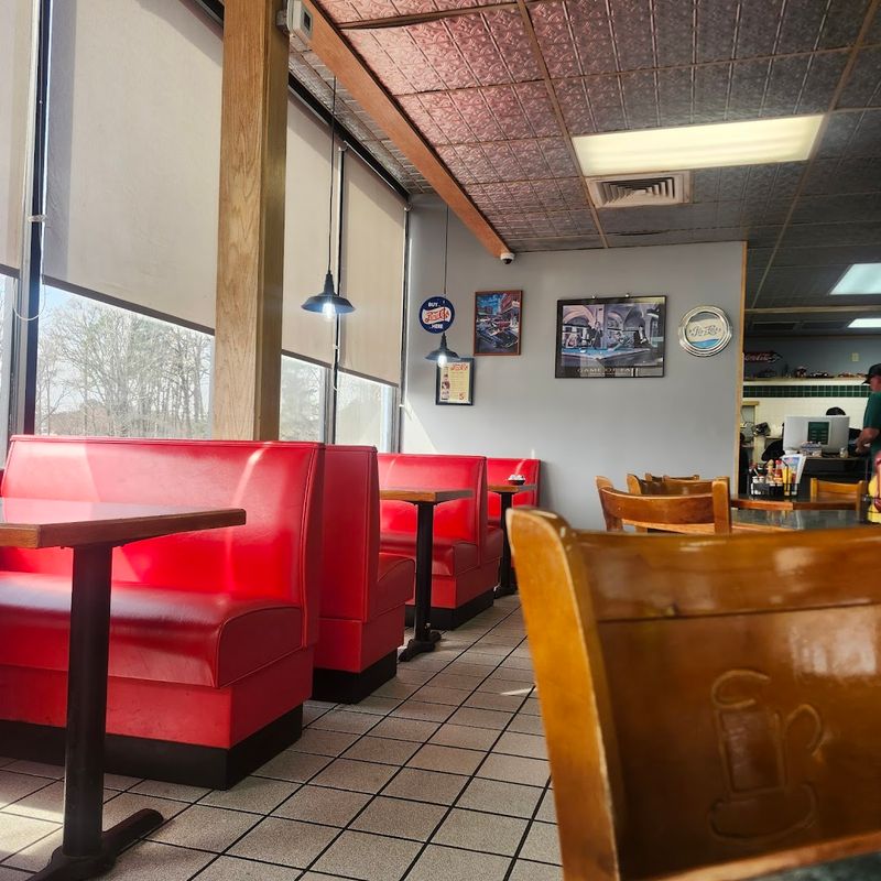 A Classic Diner Atmosphere That Feels Like Home