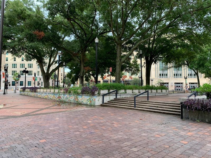 A Clean, Well-Maintained Green Space Downtown A Clean, Well-Maintained Green Space Downtown