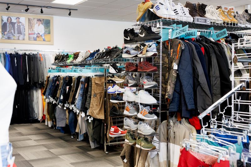 A Clean and Well-Organized Shopping Environment