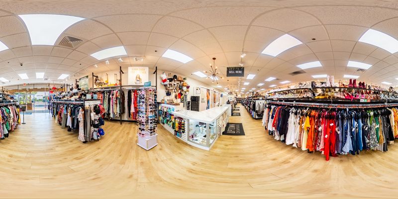 A Cleaner, Fresher Alternative to Traditional Thrift Stores