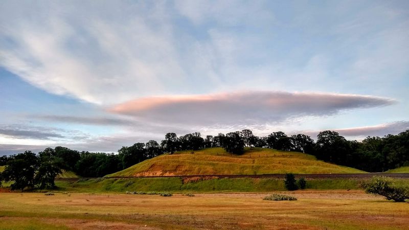 A Climate That Favors Outdoor Living A Climate That Favors Outdoor Living