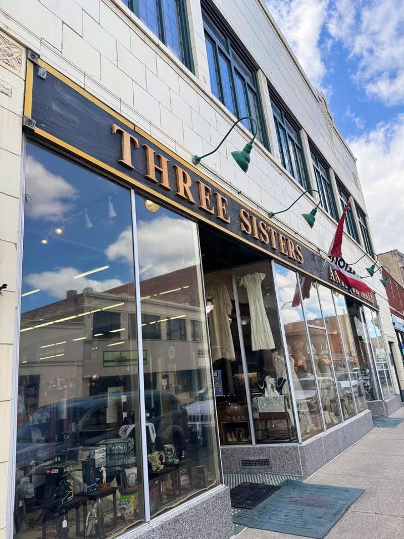 A Community Gem That Supports Small Business Owners