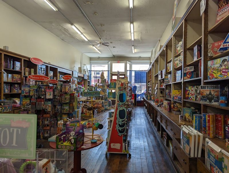 A Connected Toy Store That Steals the Show