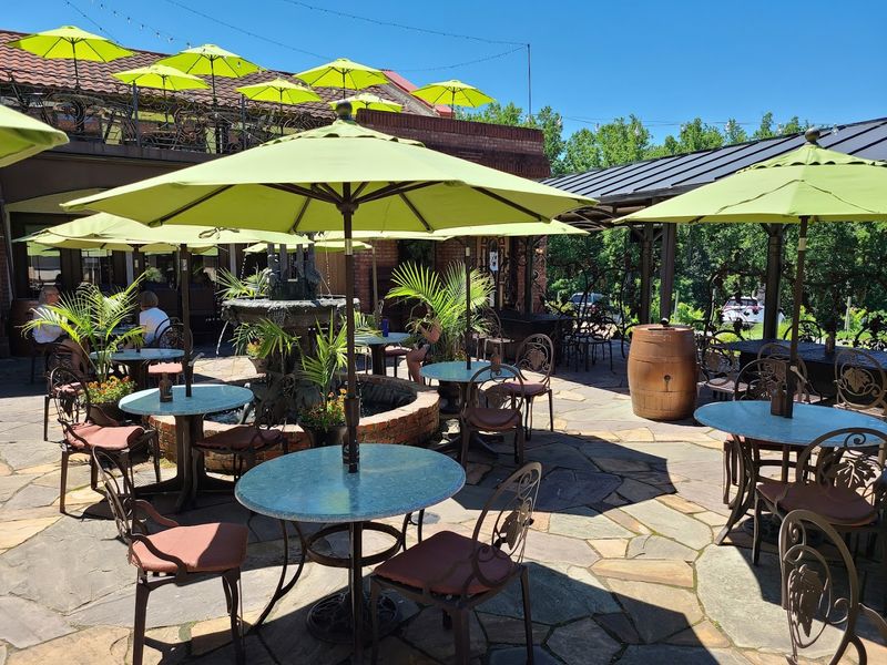 A Courtyard and Patio Setup That Wows Every Time
