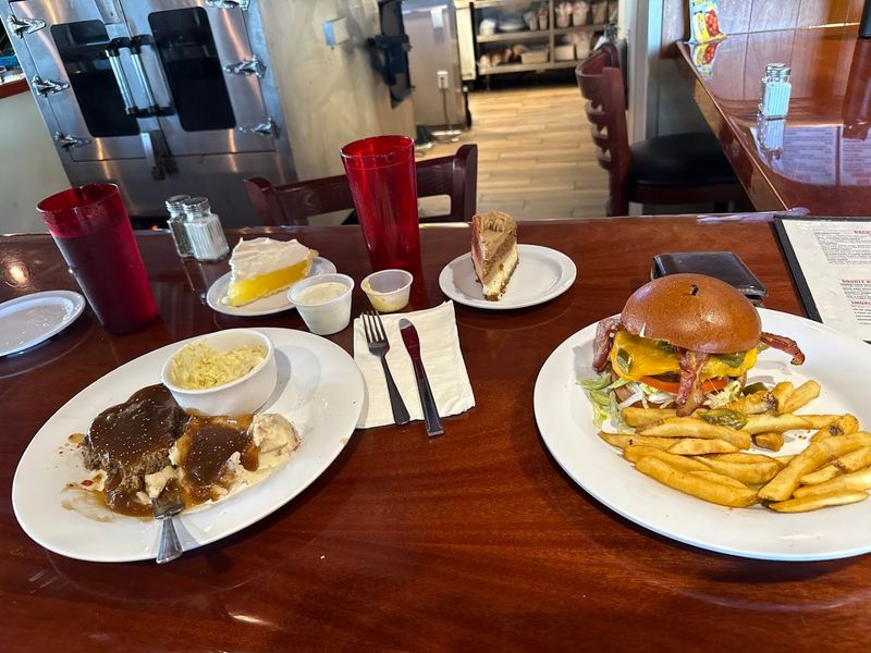 A Diner Menu That Goes Way Beyond Eggs