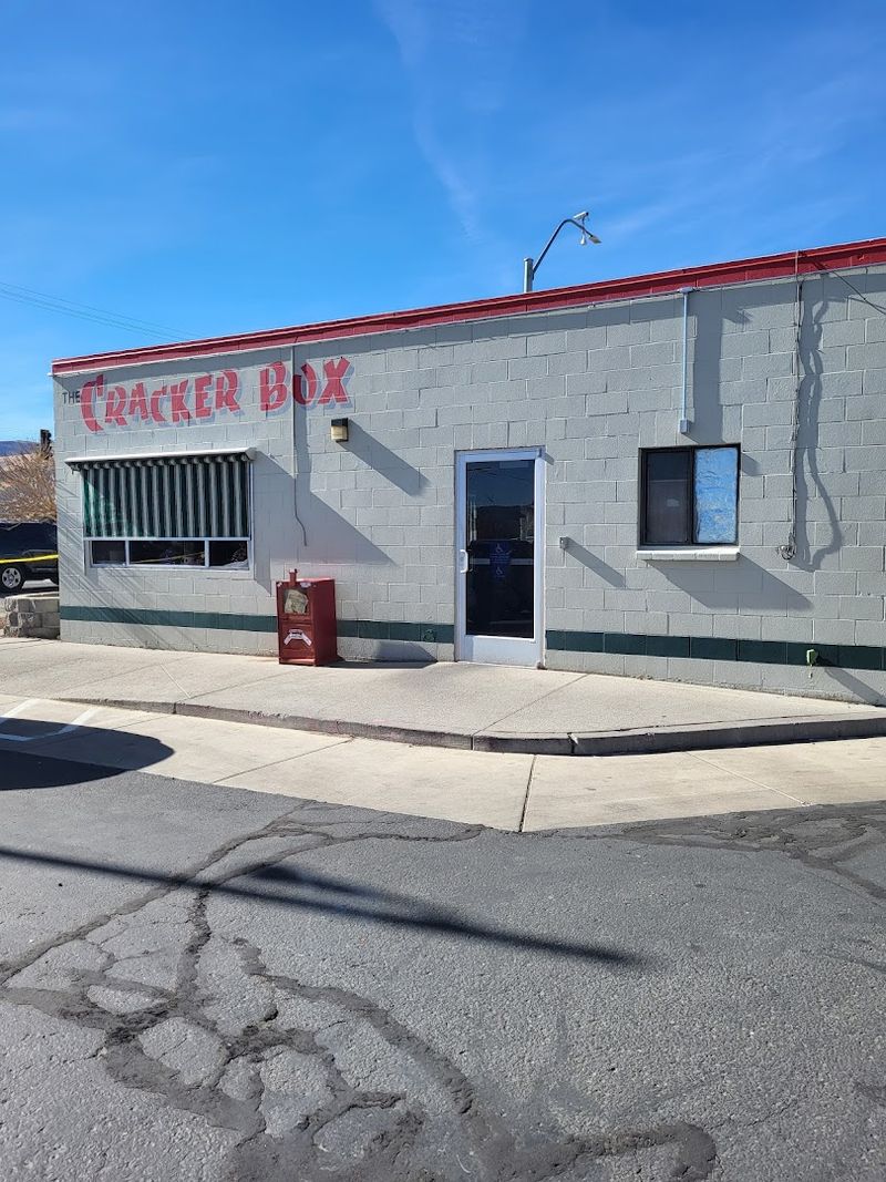 A Diner With Deep Roots Since 1980