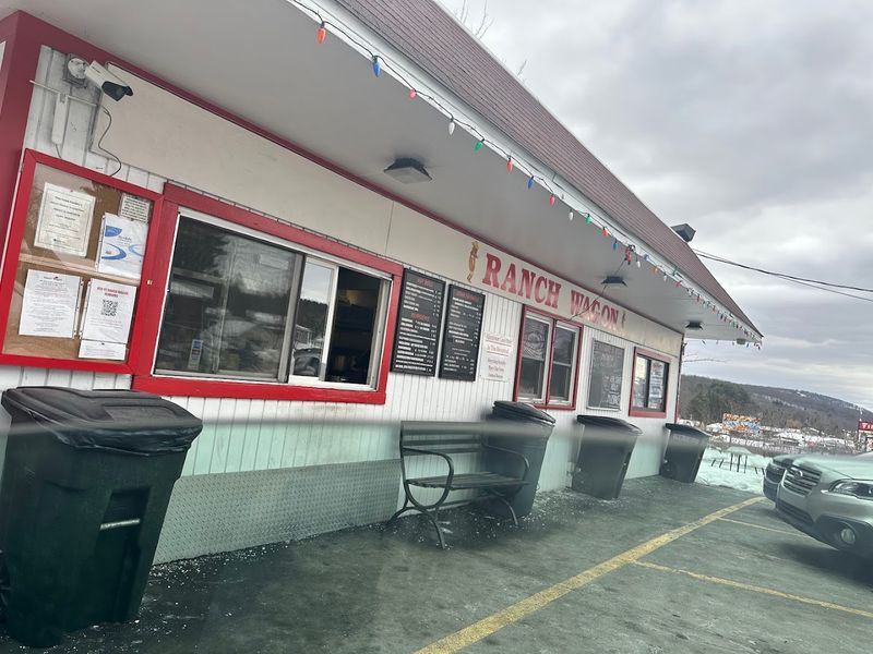 A Dog-Friendly Spot With a Sweet Surprise