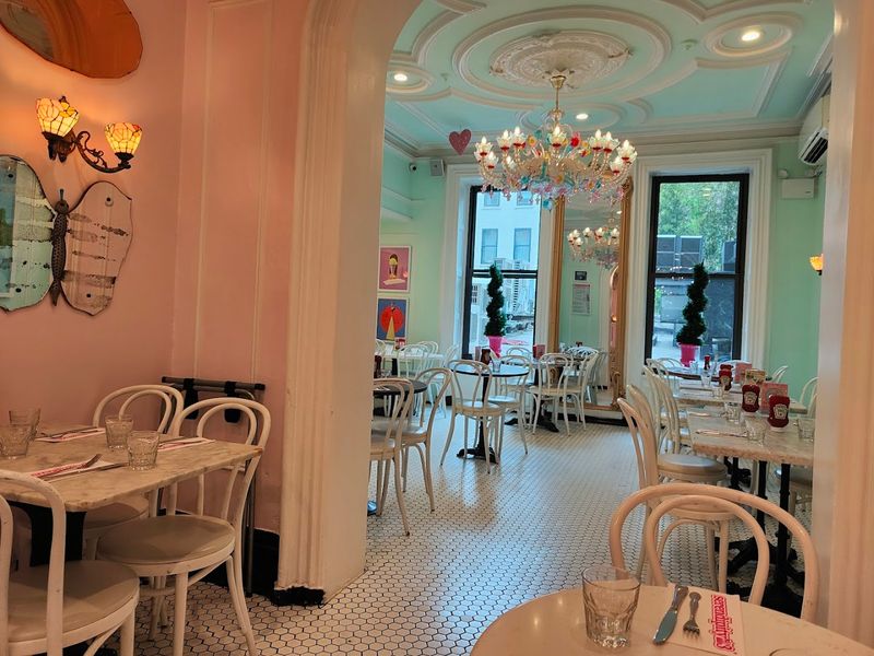 A Filming Location Straight Out of a Rom-Com A Filming Location Straight Out of a Rom-Com