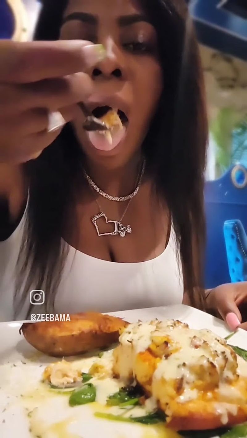 A Fondue Appetizer That Steals the Entire Meal