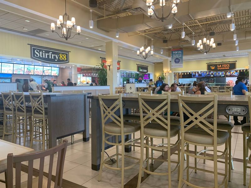 A Food Court That Keeps Your Energy Up All Day