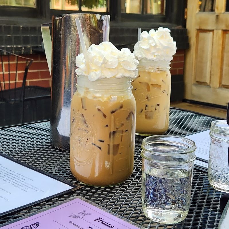 A Full Bar That Makes Brunch Feel Like a Celebration