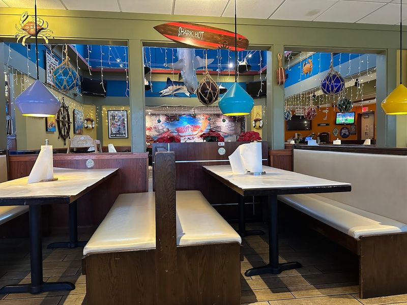 A Full Bar to Complement Your Seafood Feast