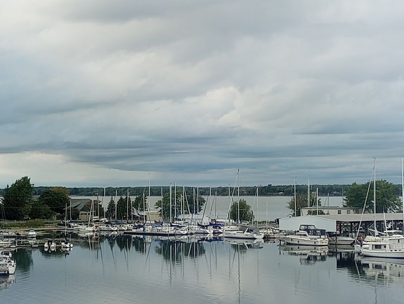 A Gateway to the Thousand Islands Region