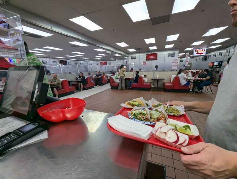 A Genuinely Clean Space Maintained by a Hardworking Staff A Genuinely Clean Space Maintained by a Hardworking Staff