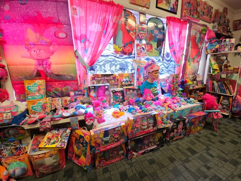 A Gift Shop Worth Every Minute of Browsing