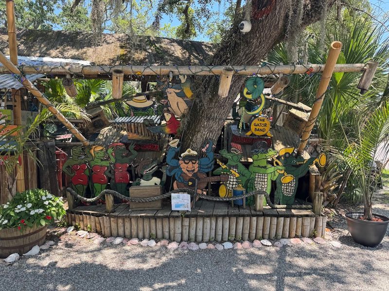 A Gift Shop and Key Lime Pie That Send You Home Smiling A Gift Shop and Key Lime Pie That Send You Home Smiling